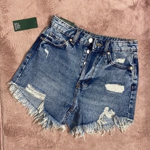 High wasted crop shorts